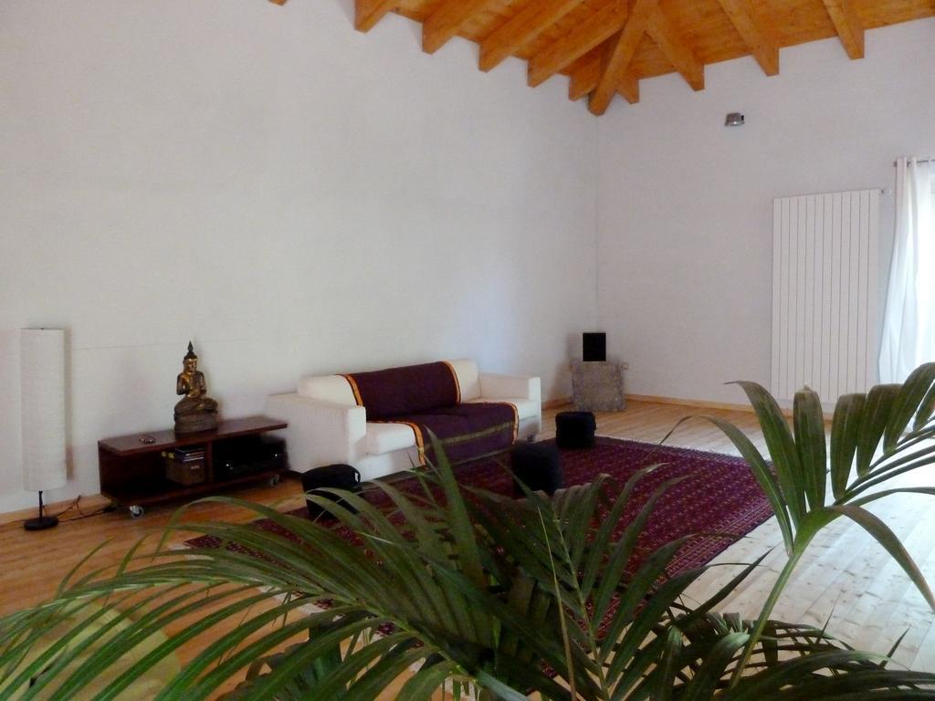 B&B Al Giardino Dei Mandorli Prasco Экстерьер фото